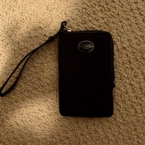 MUST GO Coach Black Wallet/Wrislet
